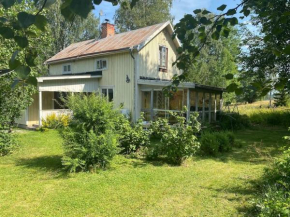 Hus nära Hallstaberget Sollefteå
